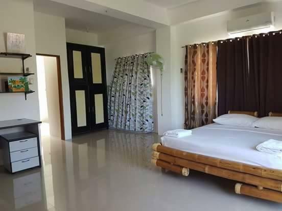 Hangout Beach Resort Caticlan Exterior photo